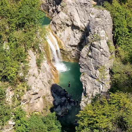 Luxury, Seafront Ivan With Heated Pool Only 100m From Villa Omiš