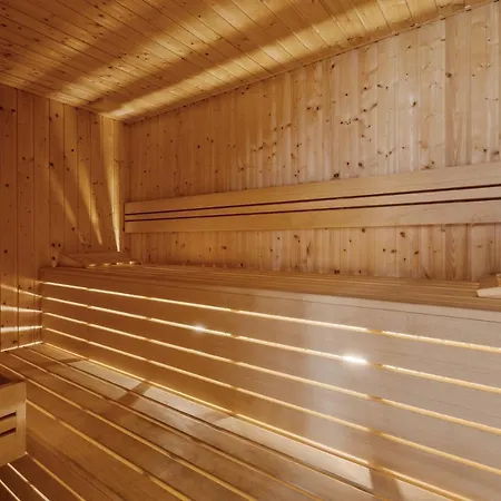 Villa Luxury, Seafront Ivan With Heated Pool Only 100m From Omiš