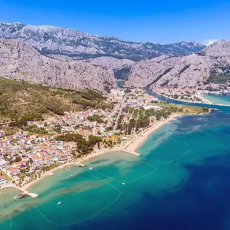 Vila Luxury, Seafront Ivan With Heated Pool Only 100m From Omis